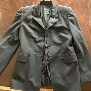 women’s escada black blazer with shoulder pads. size 36. amazing condition